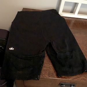 Alo Short activewear Size Small
